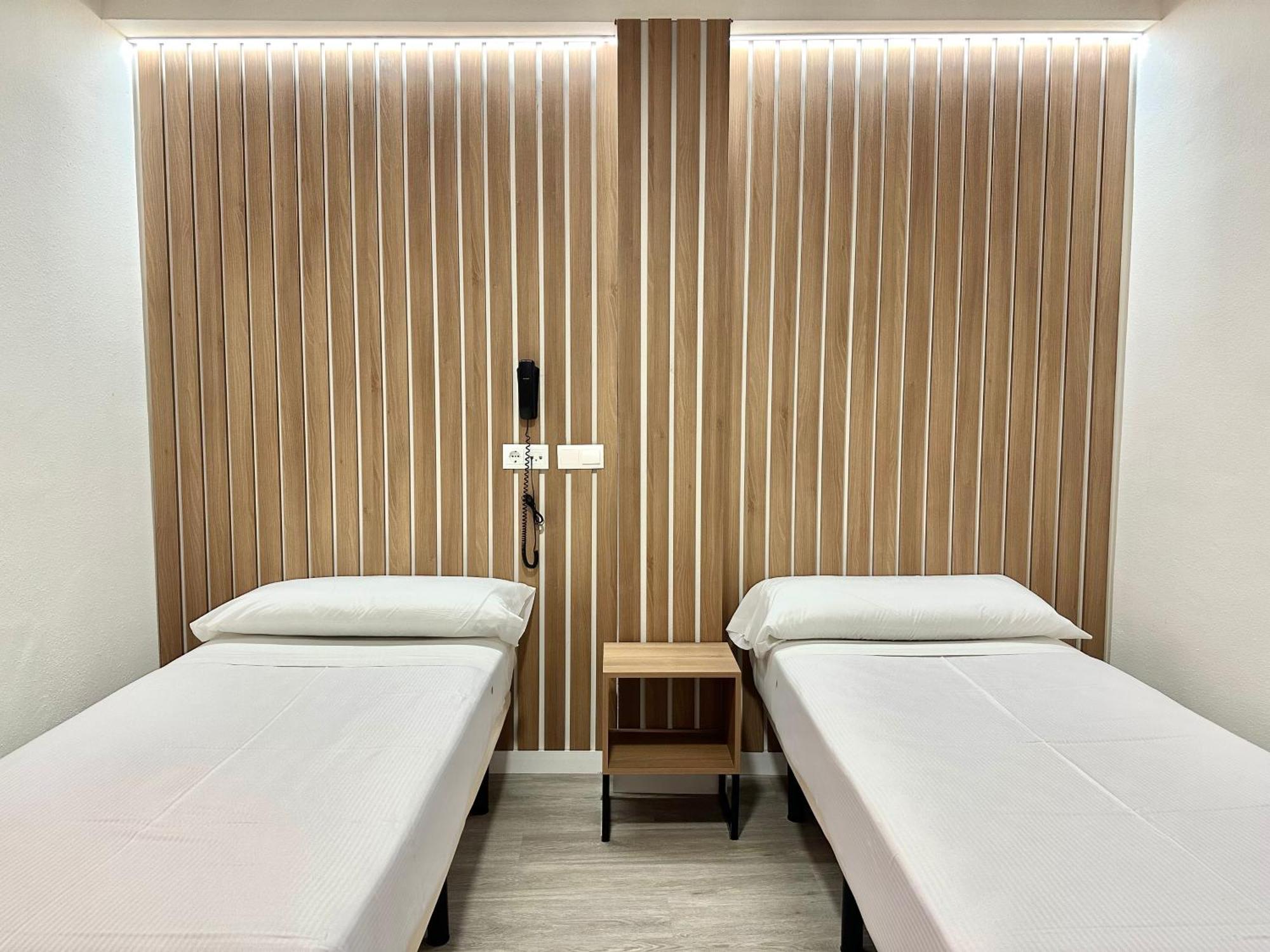 Hotel Victoria Centro Almunecar Ngoại thất bức ảnh